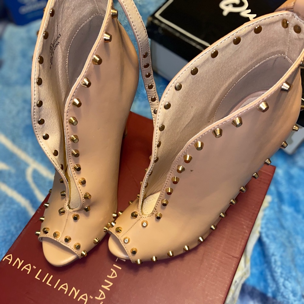 Studded beige shoes